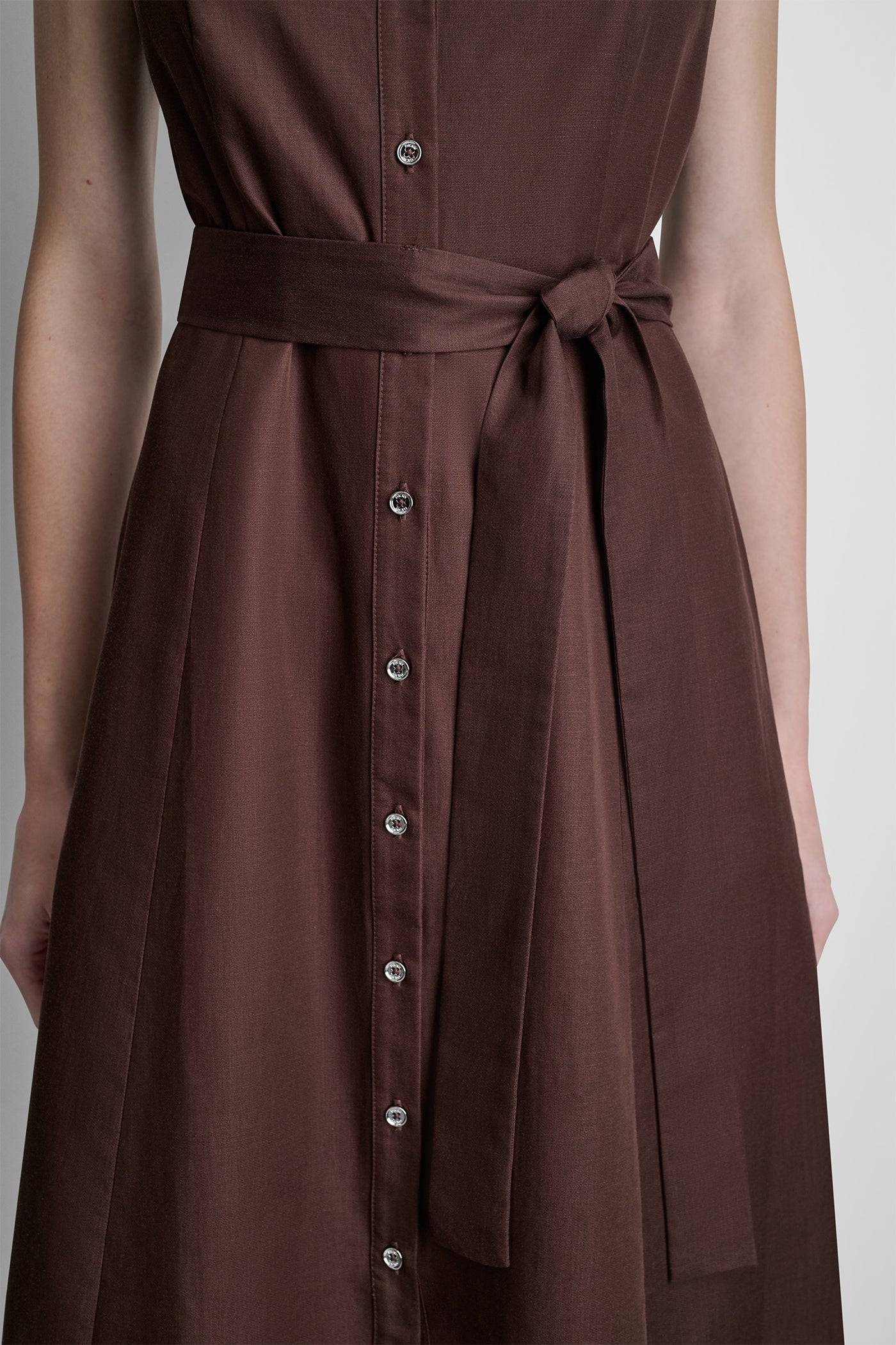SLEEVELESS MIDI FIT & FLARE DRESS - Image 6