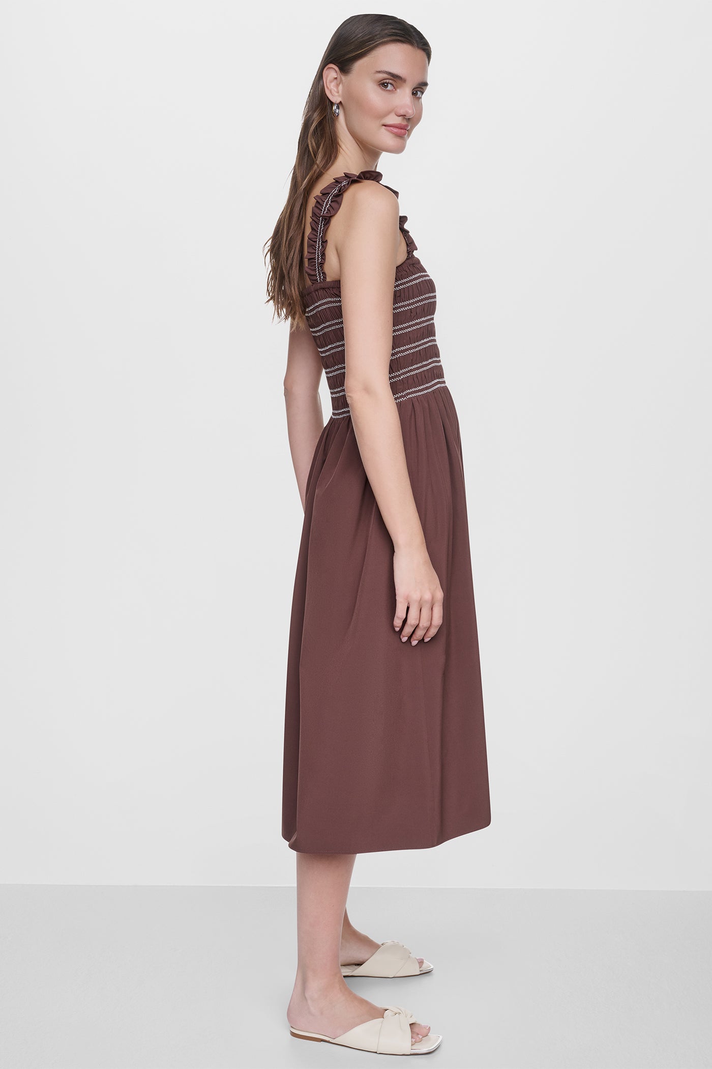 SLEEVELESS SMOCKED MIDI A-LINE DRESS - Image 3