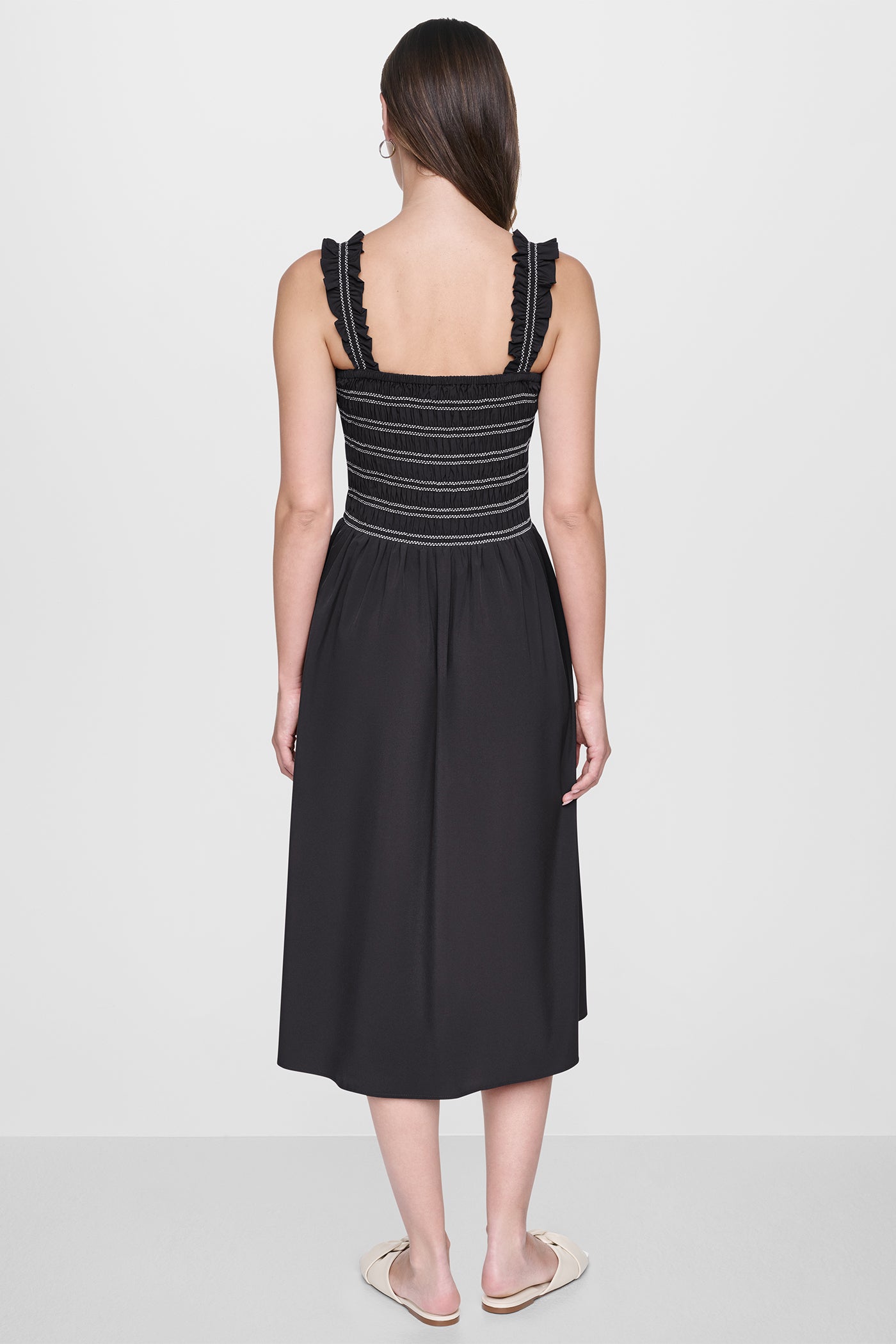 SLEEVELESS SMOCKED MIDI A-LINE DRESS - Image 3