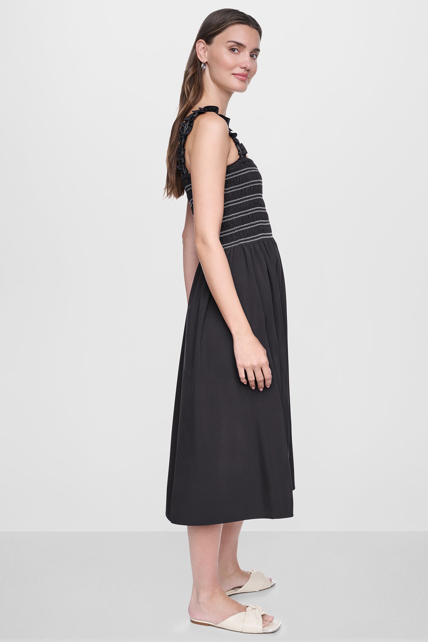 SLEEVELESS SMOCKED MIDI A-LINE DRESS - Image 4