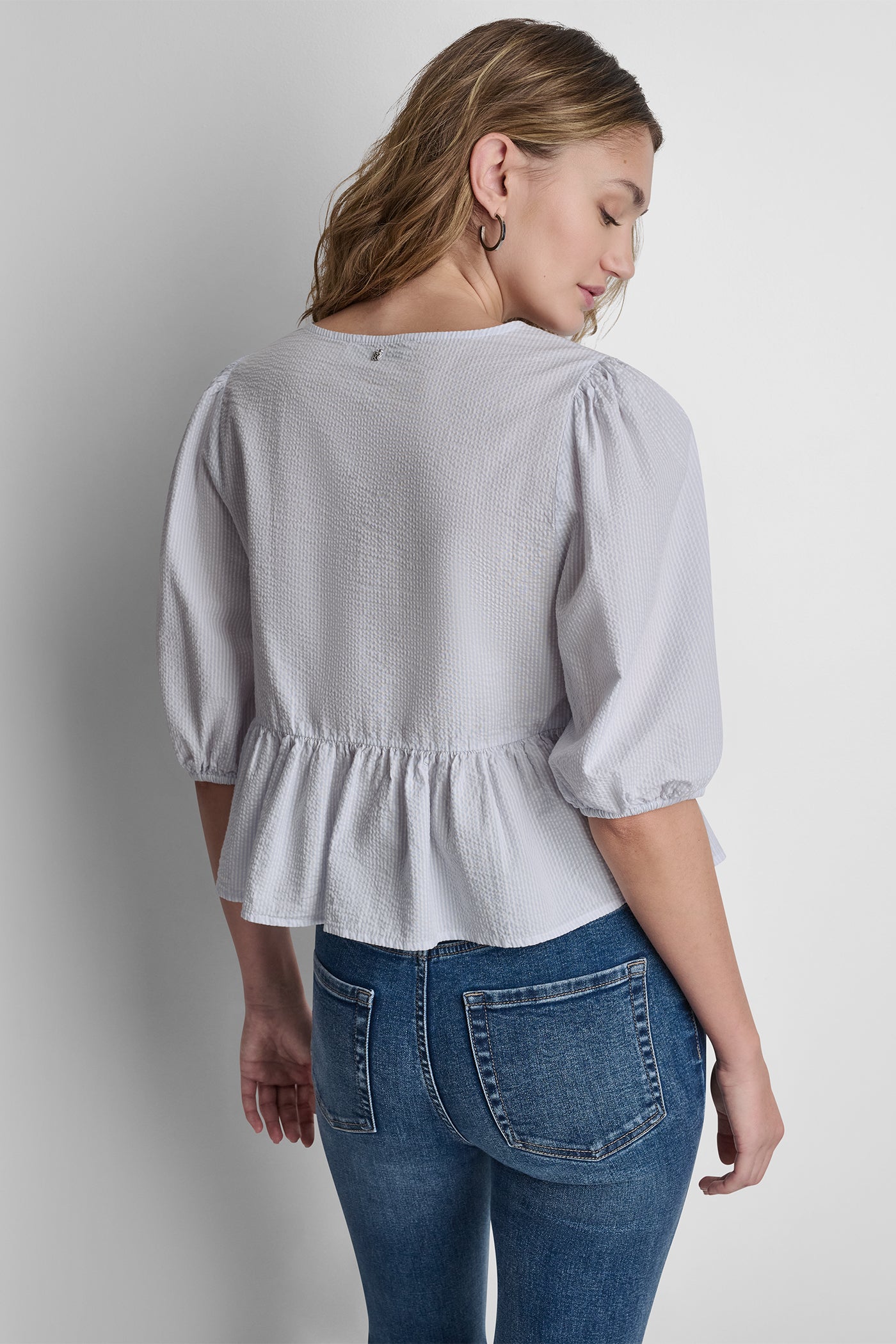 PUFF SLEEVE V-NECK SHIRT - Image 3