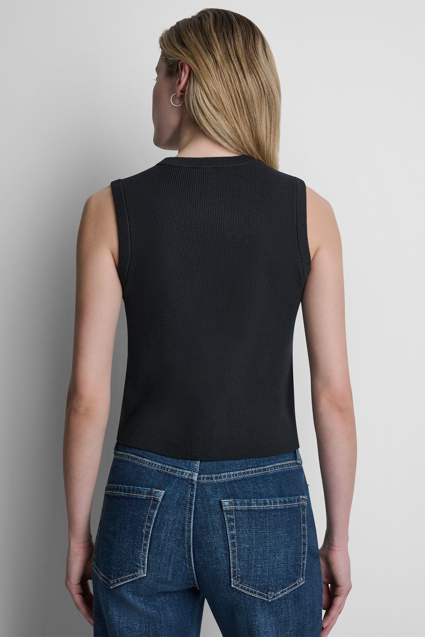 CROPPED SLEEVELESS LOGO TRIM SWEATER - Image 3