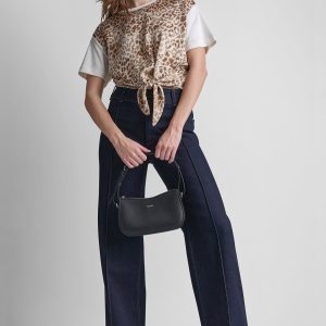 HIGH-RISE PINTUCKED WIDE-LEG JEAN