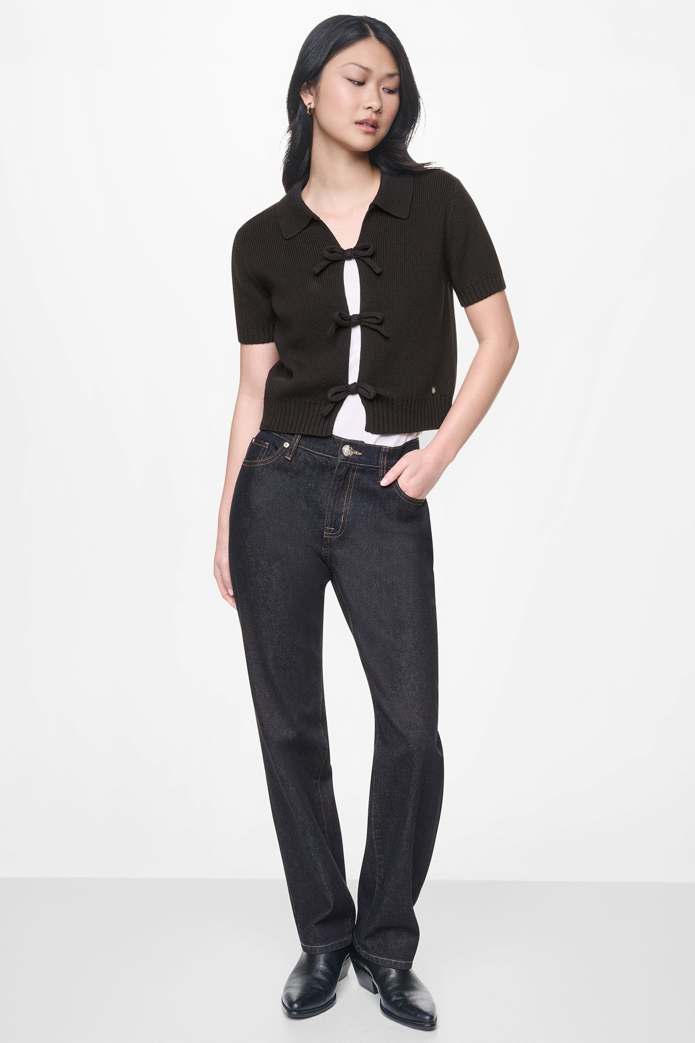 SHORT SLEEVE TIE FRONT POLO SWEATER - Image 6