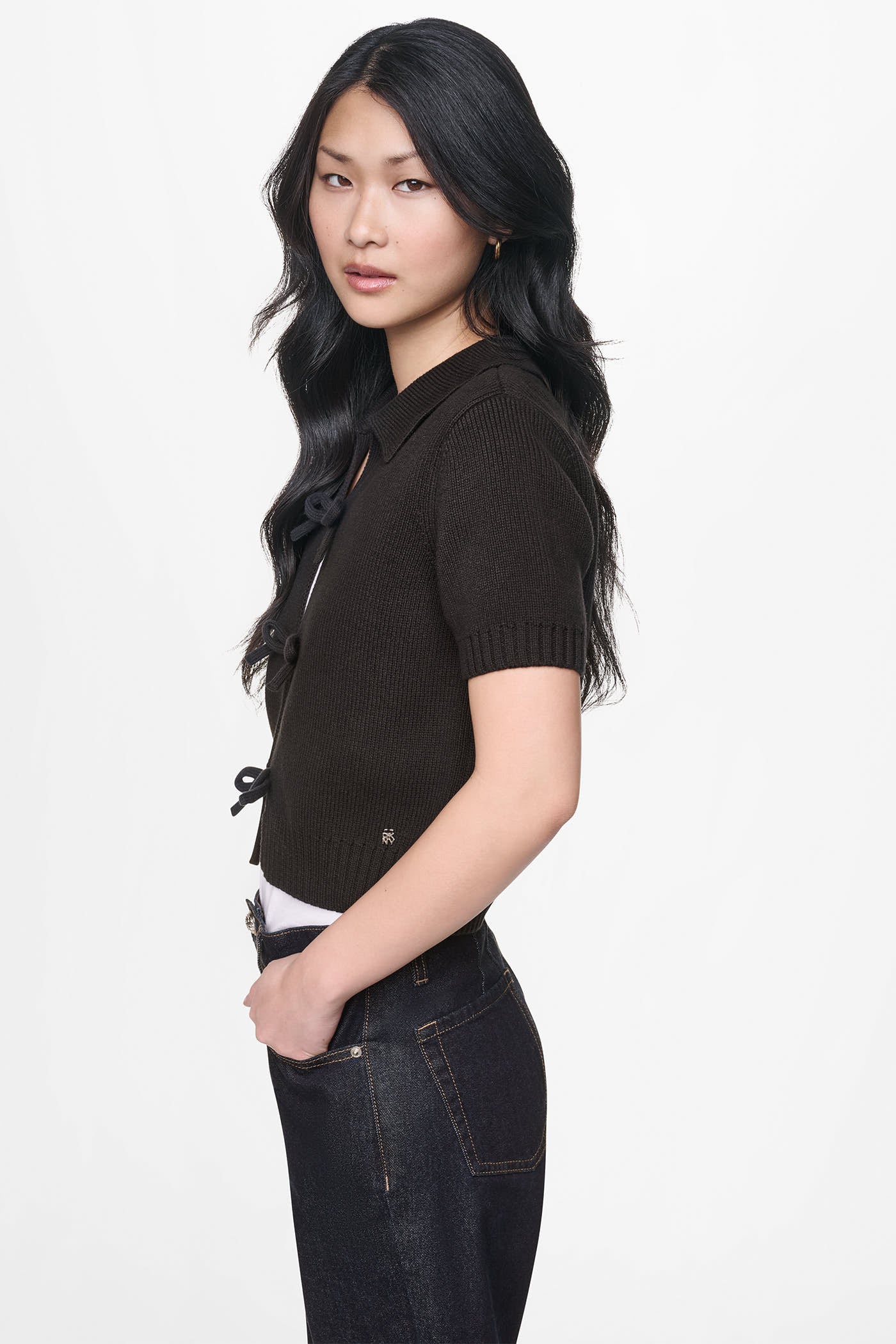 SHORT SLEEVE TIE FRONT POLO SWEATER - Image 4