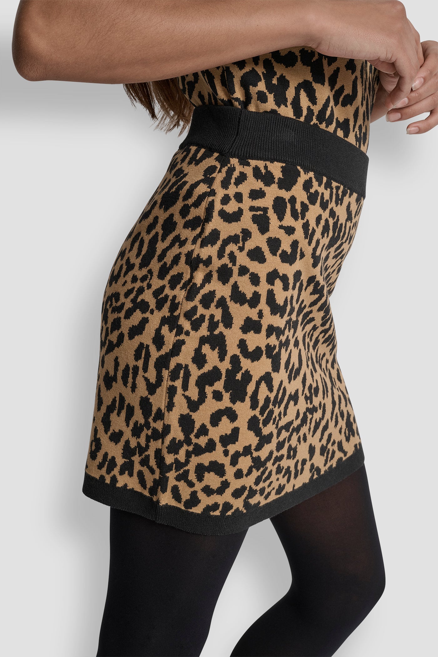 CHEETAH JACQUARD MINI SWEATER SKIRT - Image 4