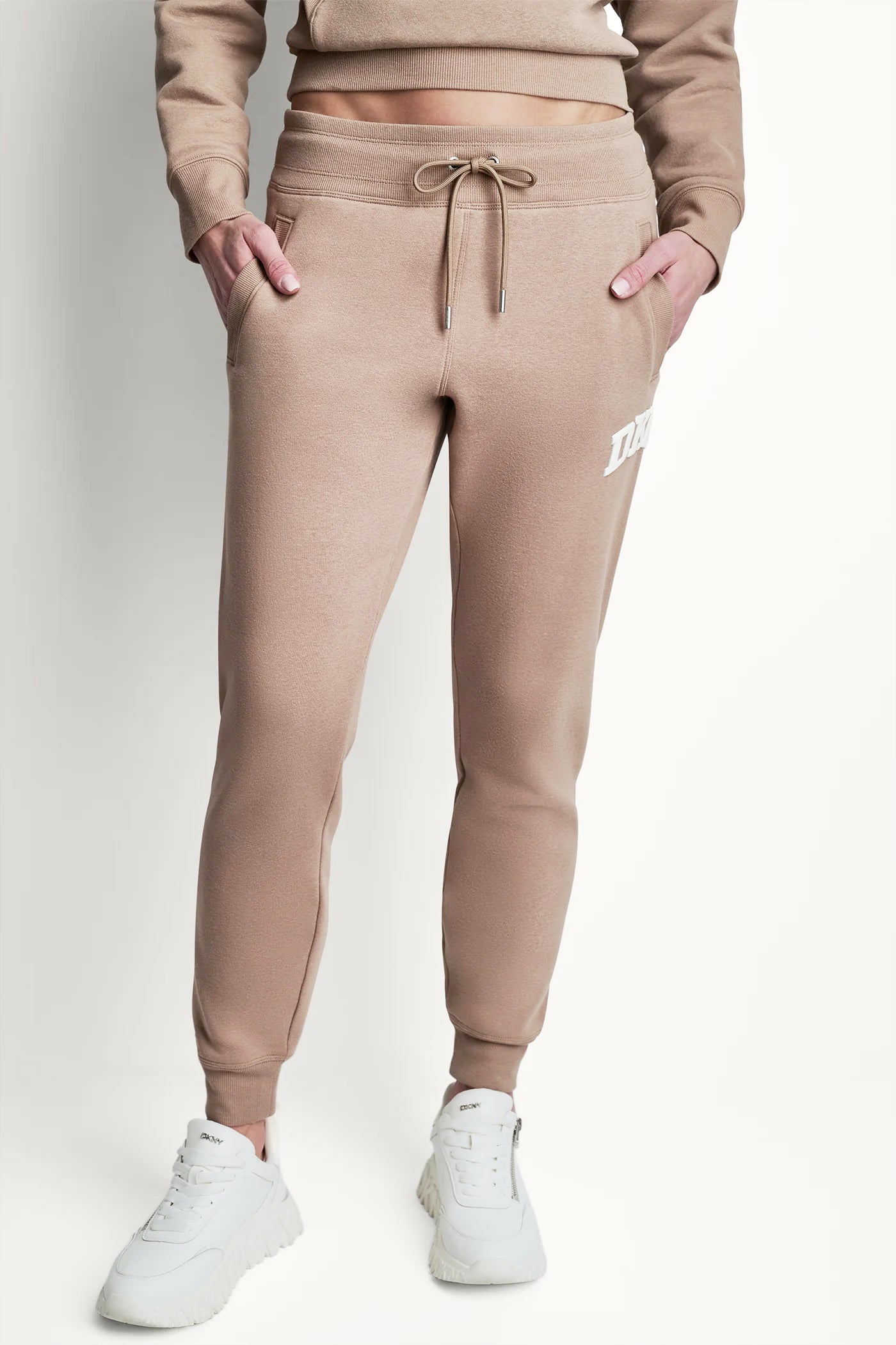 MID-RISE VARSITY LOGO JOGGER - Image 2