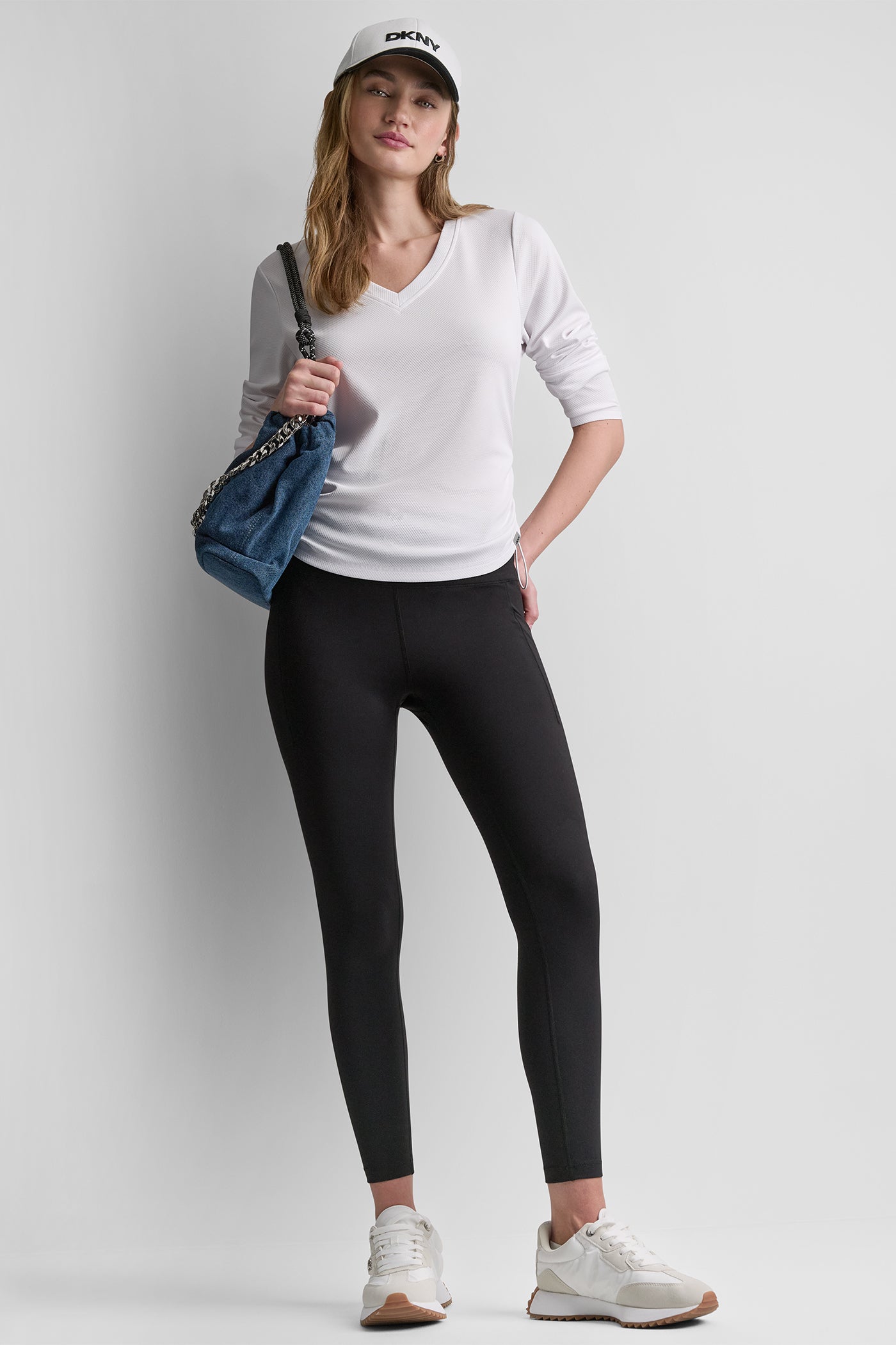 LONG SLEEVE V-NECK TECH TEE - Image 7