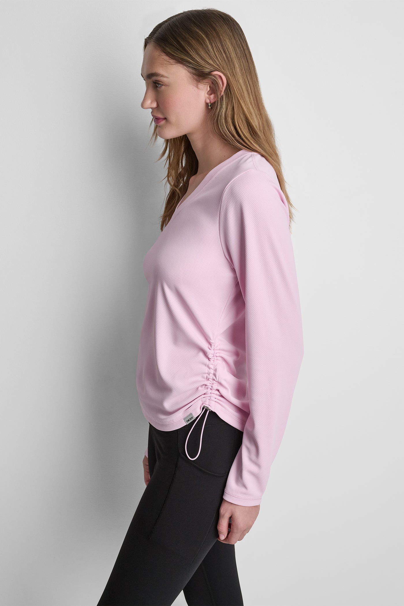 LONG SLEEVE V-NECK TECH TEE - Image 4
