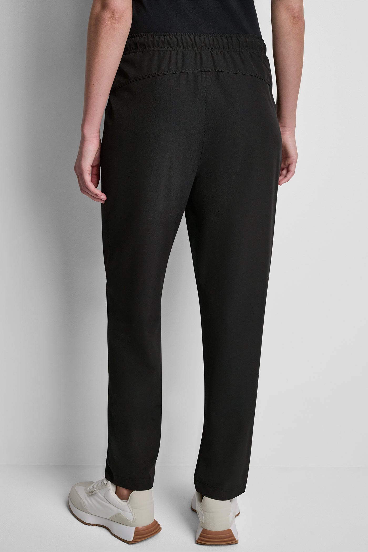 HIGH-RISE TAPERED STRAIGHT LEG PANT - Image 3