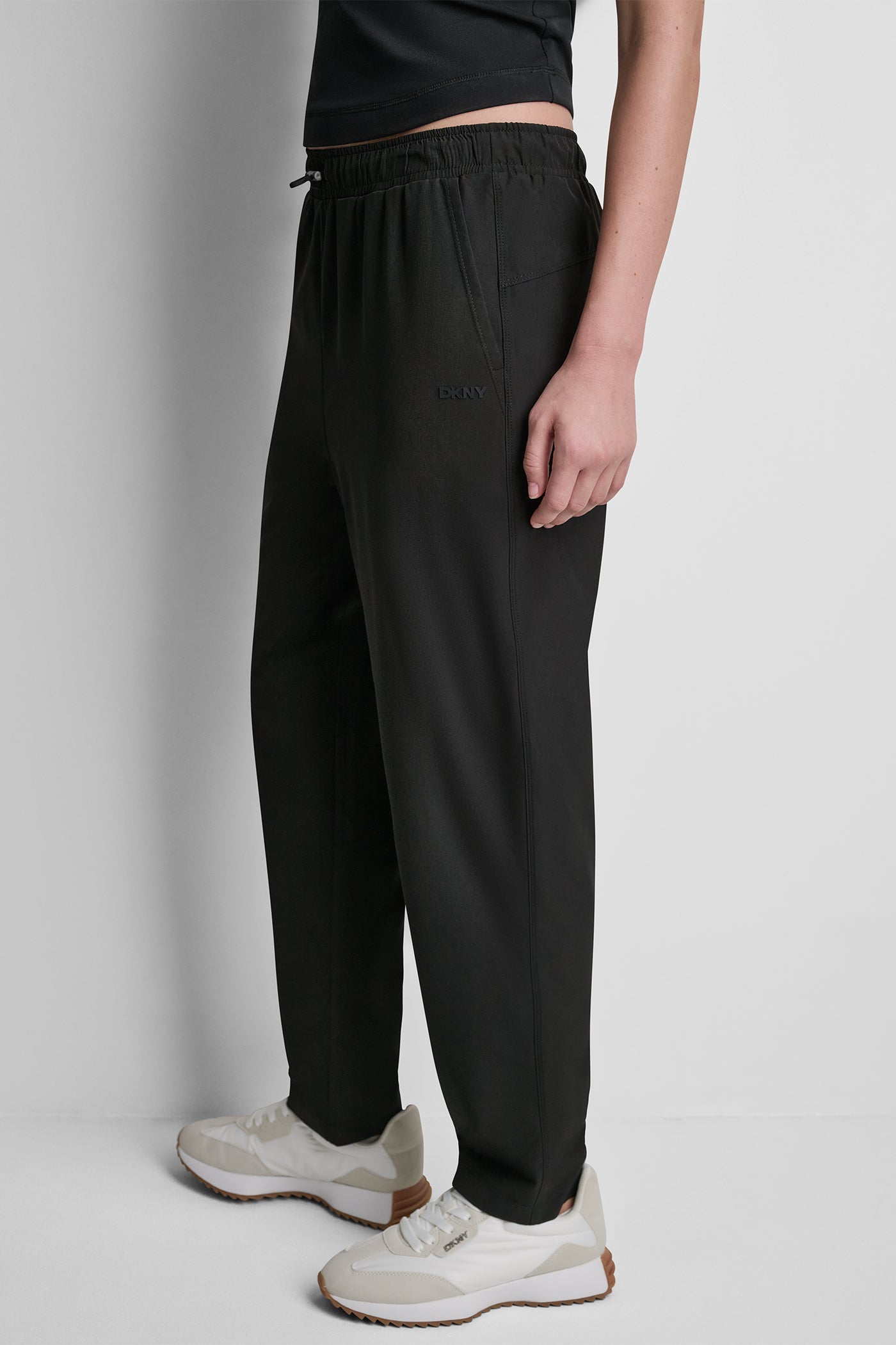 HIGH-RISE TAPERED STRAIGHT LEG PANT - Image 4