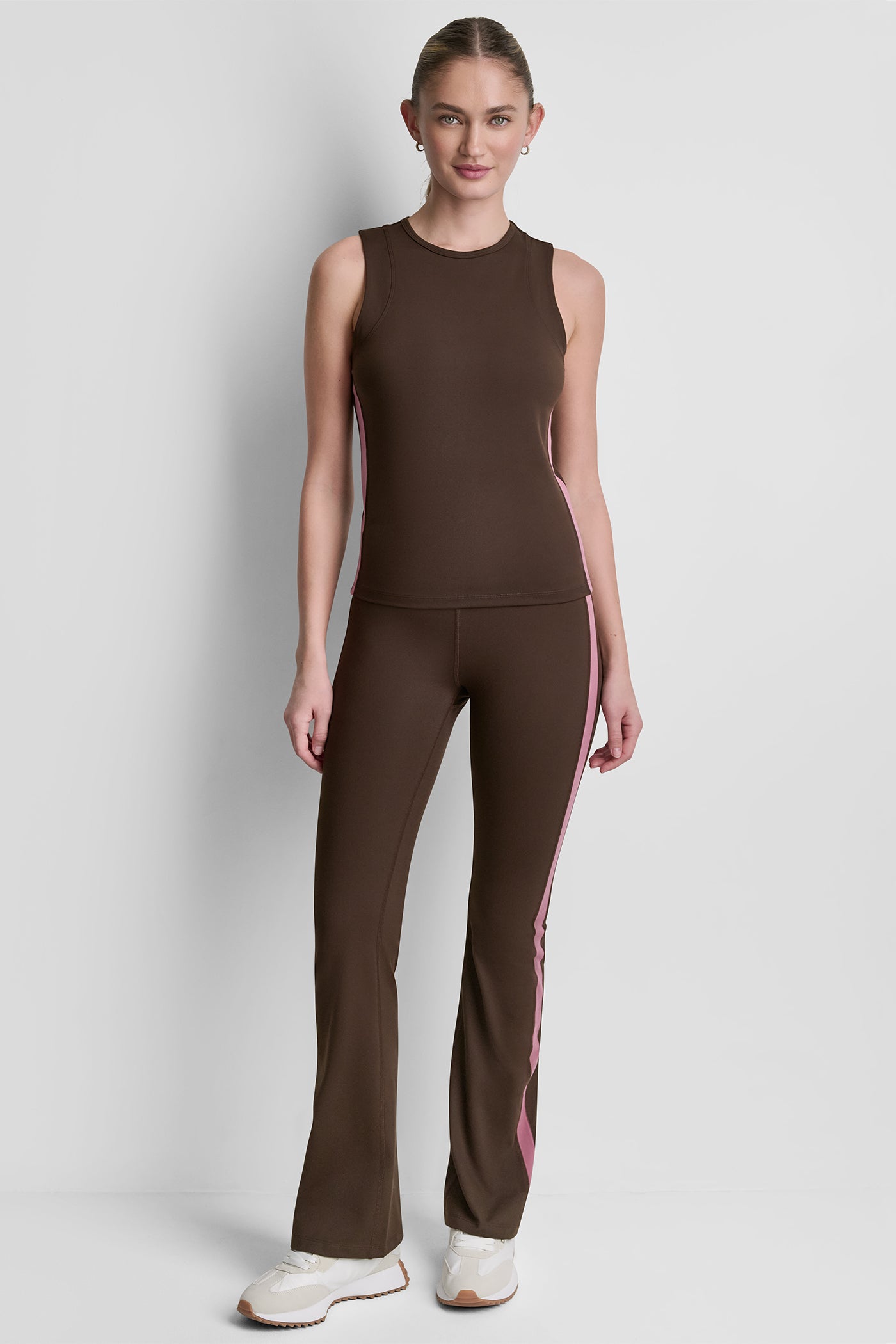 BALANCE COMPRESSION SIDE STRIPE FLARE LEGGING - Image 2