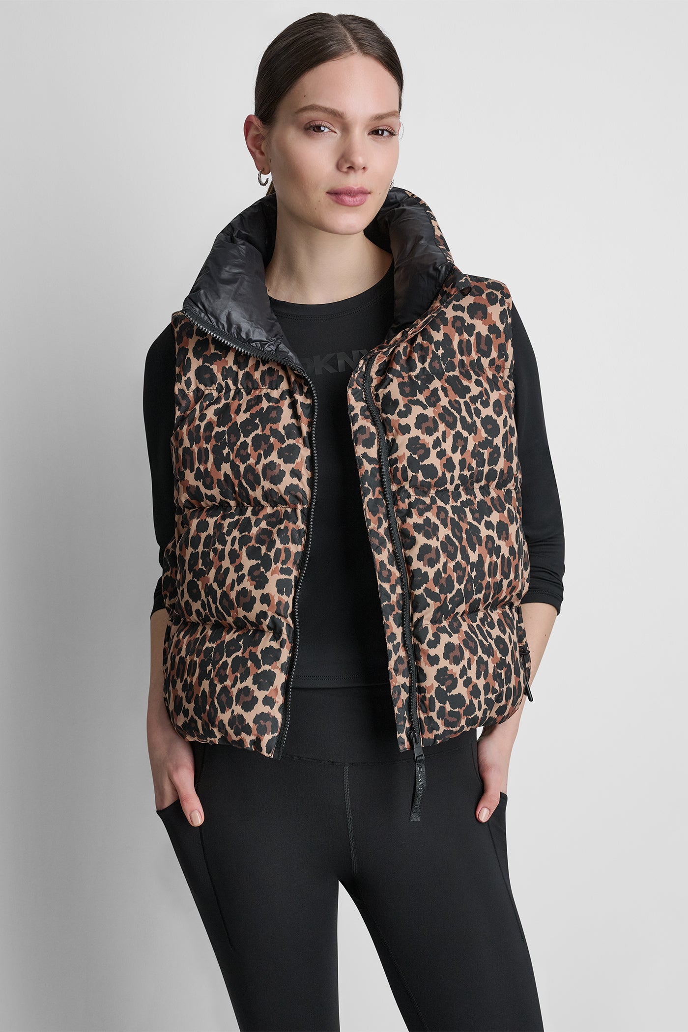 PRINTED MOCK NECK VEST - Image 2