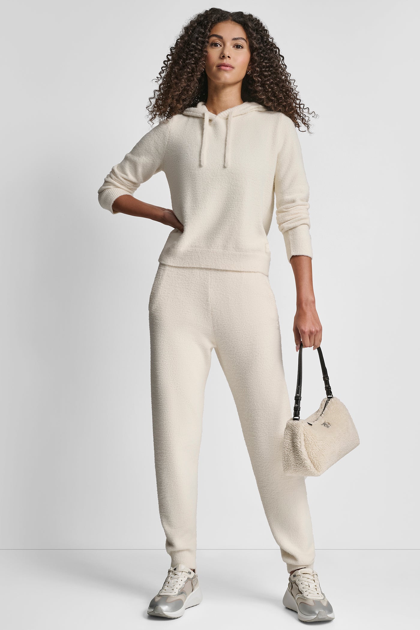 FEATHER YARN JOGGER WITH POCKETS AND TONAL LOGO - Image 6