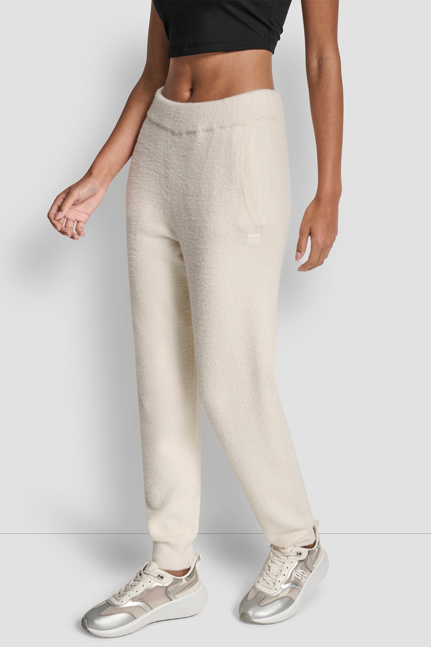 FEATHER YARN JOGGER WITH POCKETS AND TONAL LOGO - Image 4