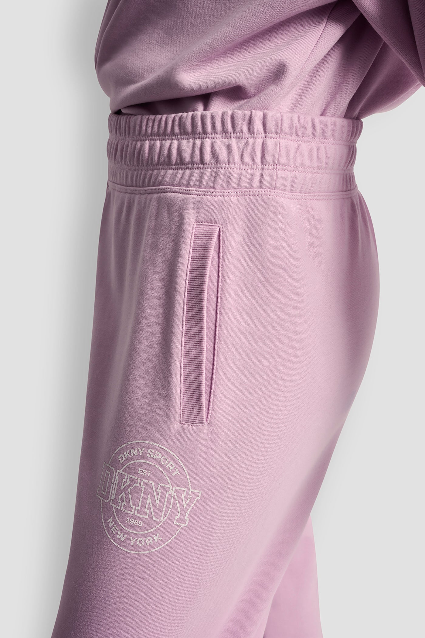 COTTON-BLEND TERRY HIGH-RISE LOGO RELAXED JOGGER - Image 5