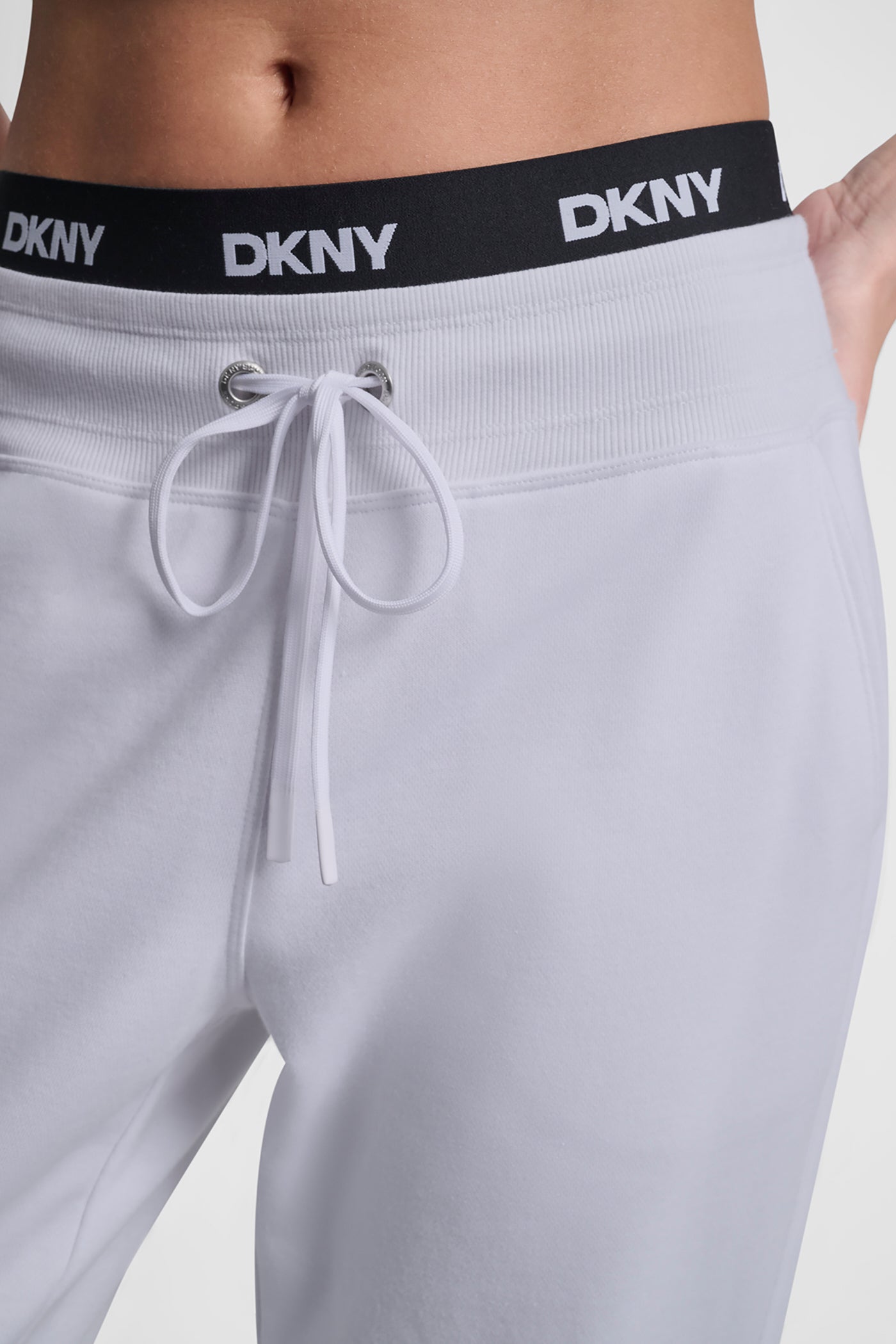 HIGH-RISE LOGO WAIST SLIM JOGGER - Image 5