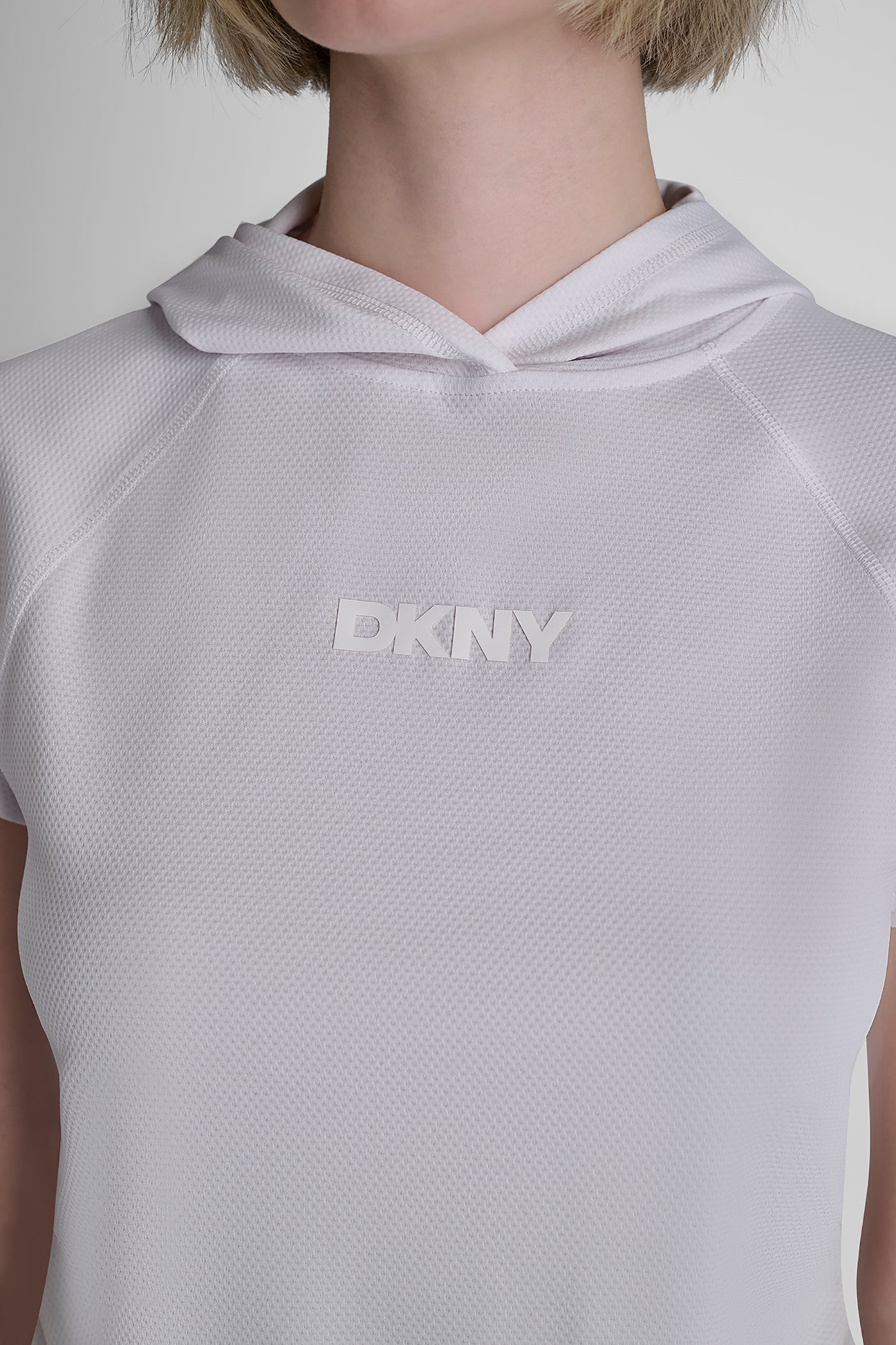 MESH HOODED LOGO TEE - Image 7