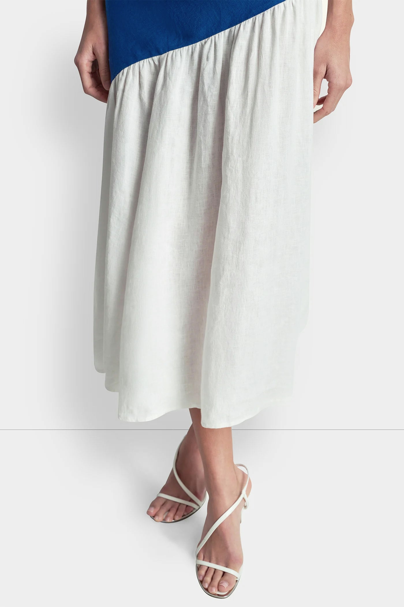 LINEN SLEEVELESS TWO-TONE MIDI DRESS - Image 6