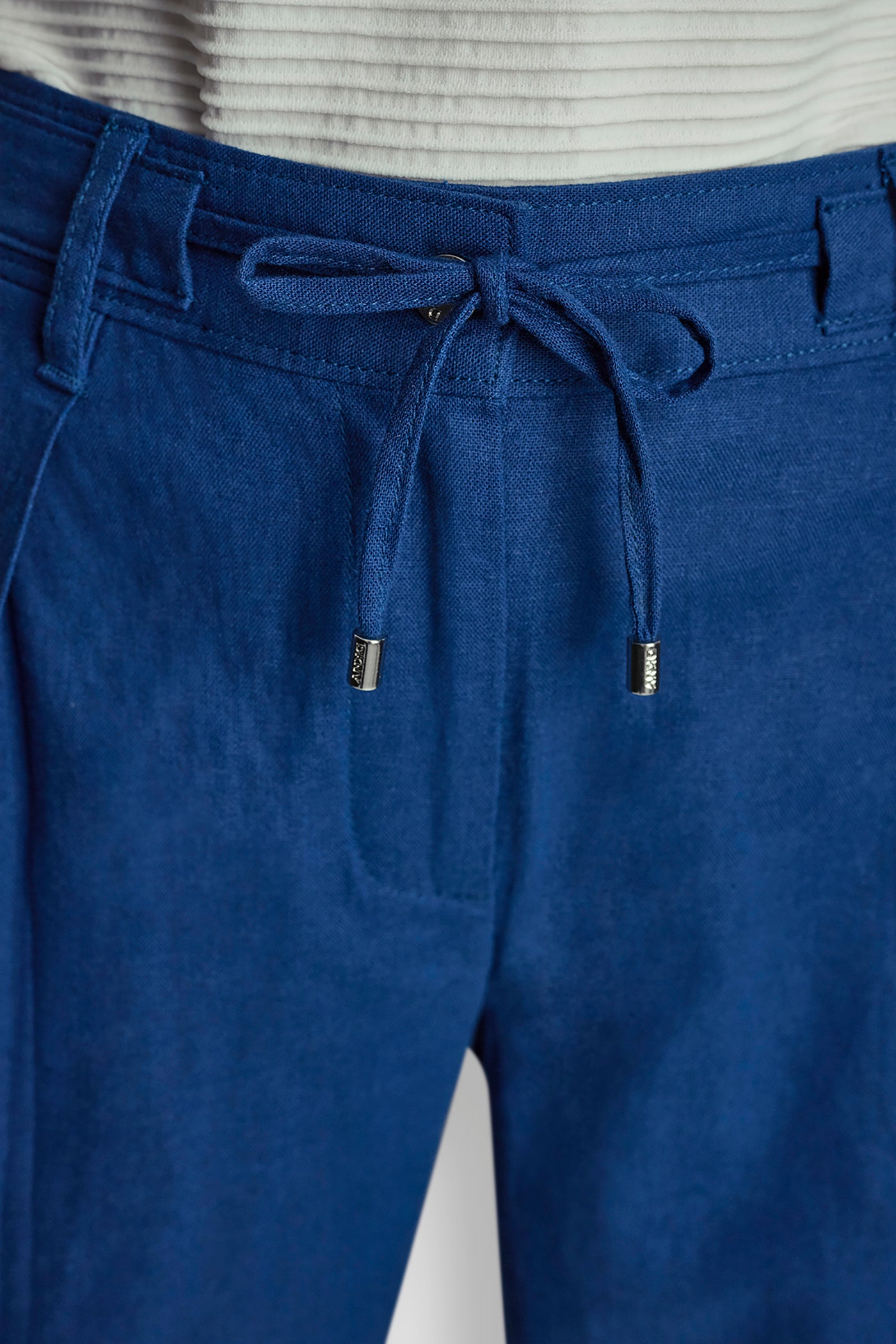 MID-RISE LINEN-BLEND TIE-WAIST PLEATED PANT - Image 6