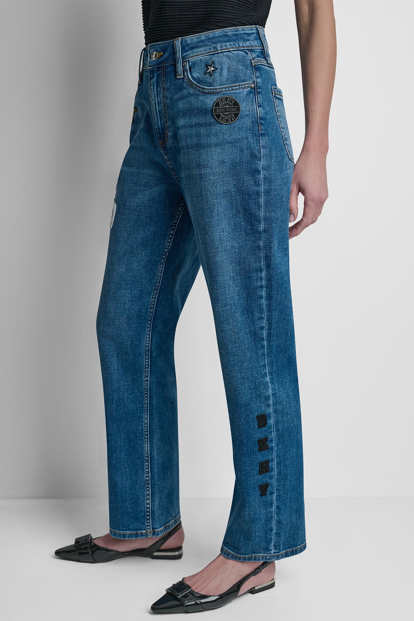 MID-RISE PINS AND PATCHES STRAIGHT-LEG JEAN - Image 4