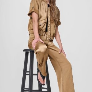 CONTRAST STITCH JACKET