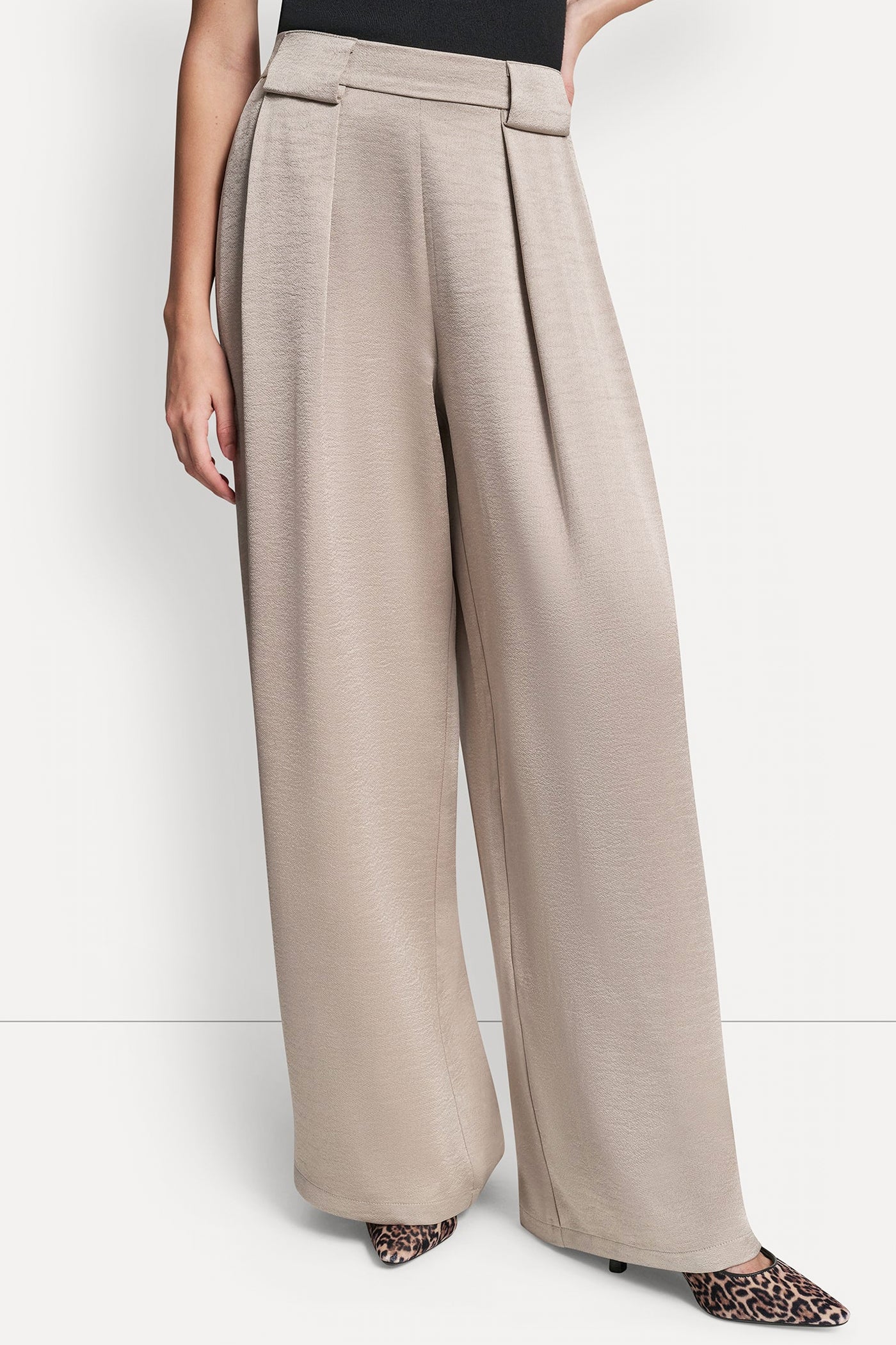HIGH-RISE SATIN PLEATED WIDE-LEG PANT - Image 2