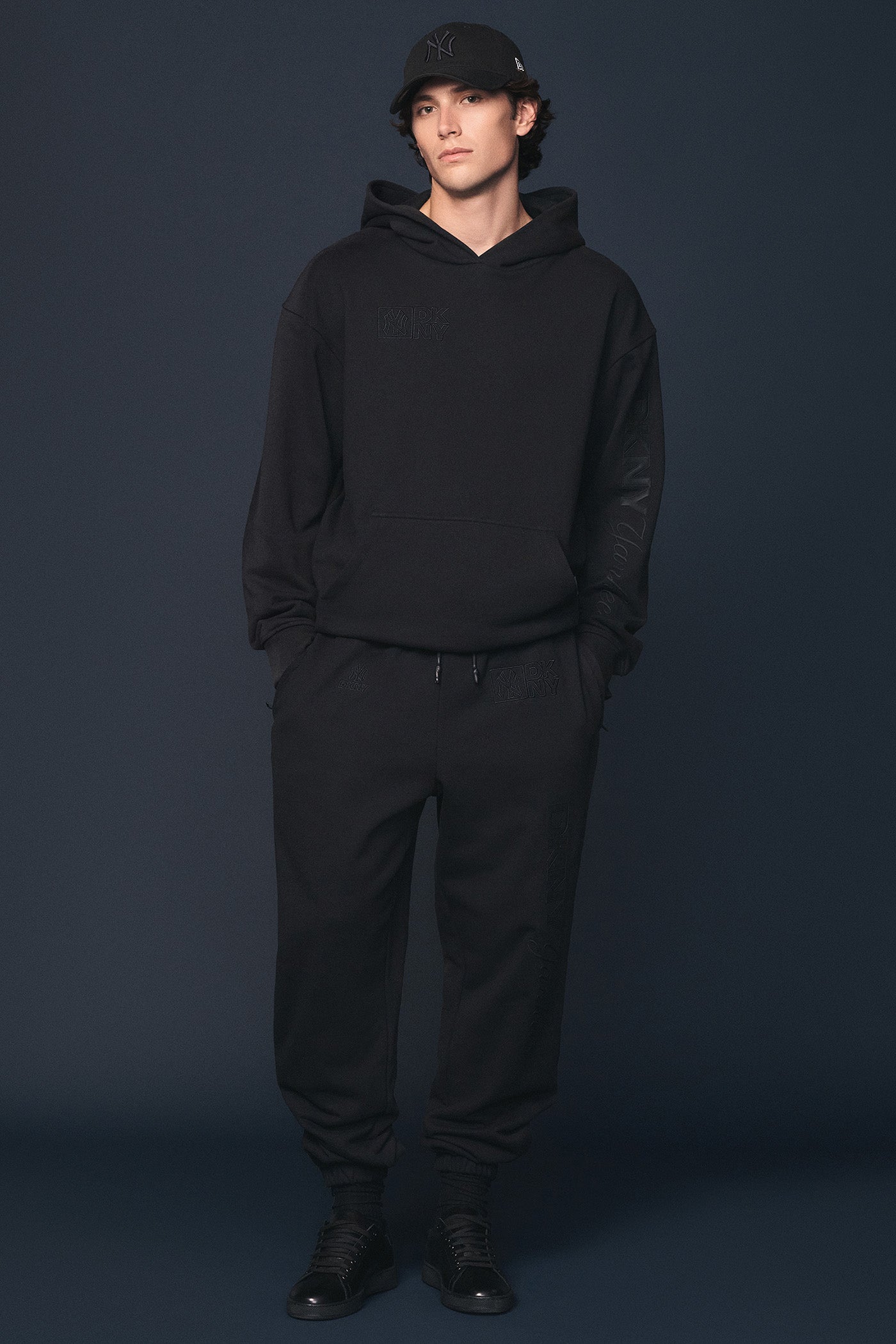 DKNY X YANKEES EMBELLISHED HOODIE - Image 5