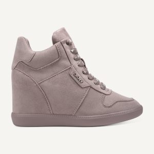 SEREINA LACE UP SNEAKER